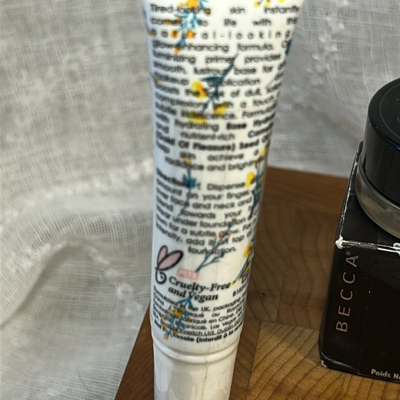 NWT Bundle of Becca, Japonesque, Stephanie Botanicals, and Pretty Filter - Picture 9 of 14